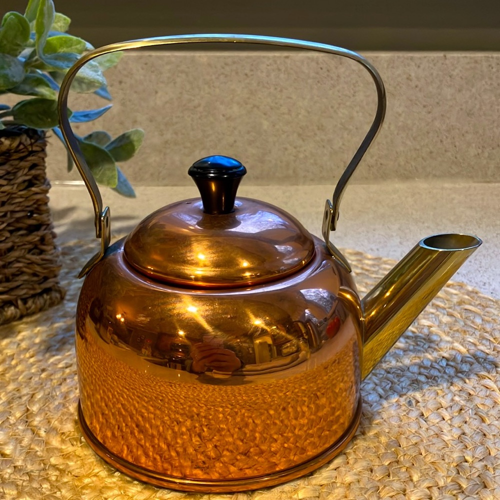 Small Copper Tea Kettle - Coppercraft Guild - Picture 3 of 12